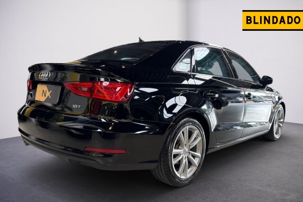 AUDI A3 Sedan A3 Sedan 1.8 TFSI S tronic Ambition 2014/2014